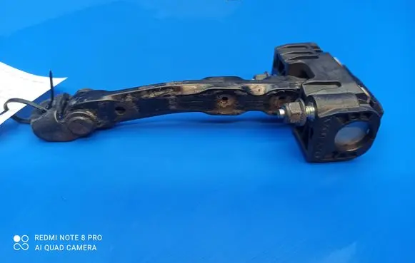 Volvo XC60 Rear door check strap stopper C8P5D
