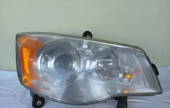Chrysler Grand Voyager V Headlight/headlamp 5DV00900000