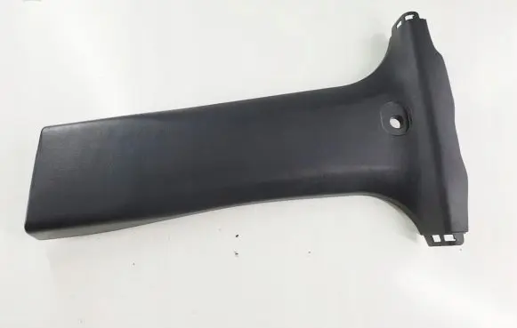 Chevrolet Captiva (B) pillar trim (bottom)