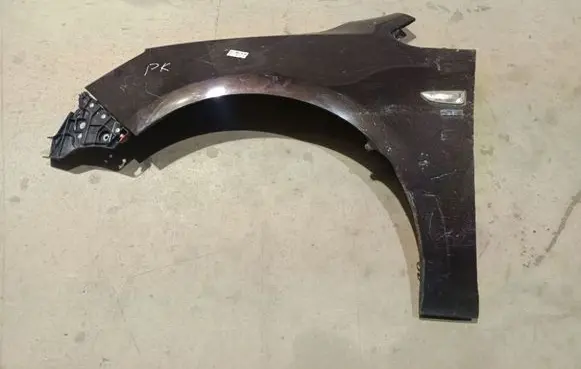 Opel Astra J Fender