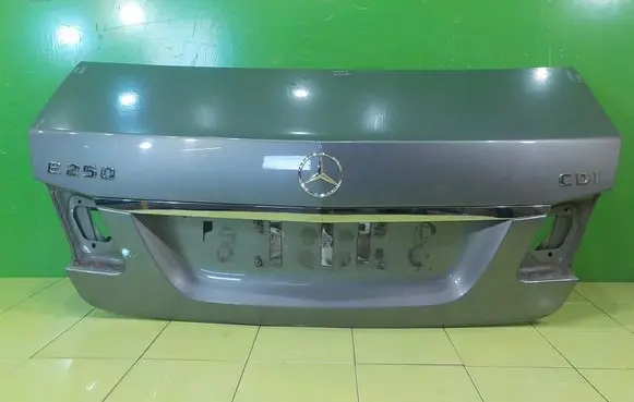 Mercedes-Benz E W212 Tailgate/trunk/boot lid 17AB10
