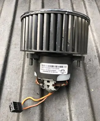 BMW X6 F16 Heater fan/blower 9299467