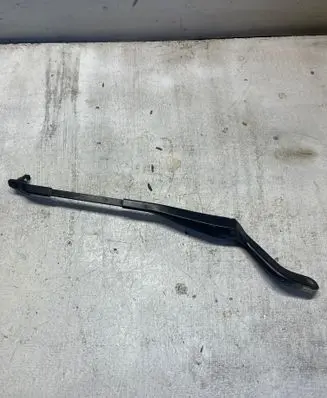 Mercedes-Benz E W211 Front wiper blade arm A2118201544