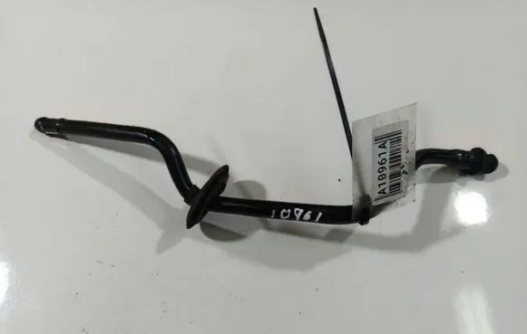 Audi A4 S4 B5 8D Engine coolant pipe/hose 
