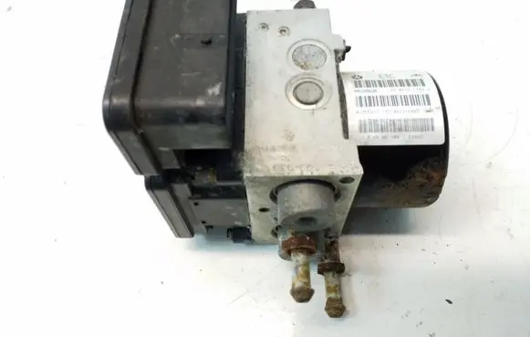 Chrysler Town & Country V ABS Pump P05154901AE