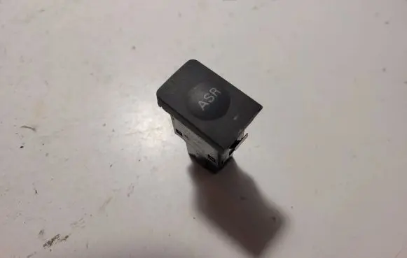 Traction control (ASR) switch