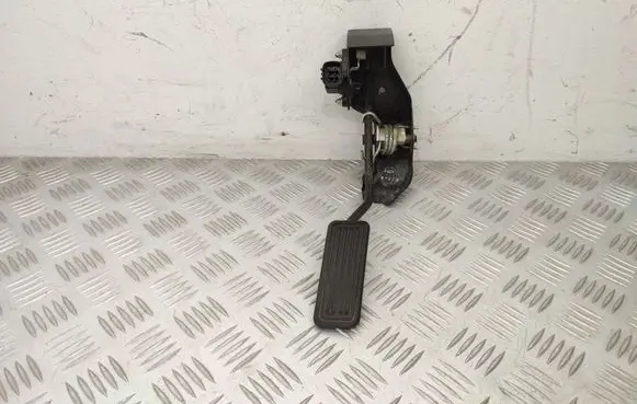 Toyota Corolla Verso AR10 Accelerator throttle pedal 7811135030