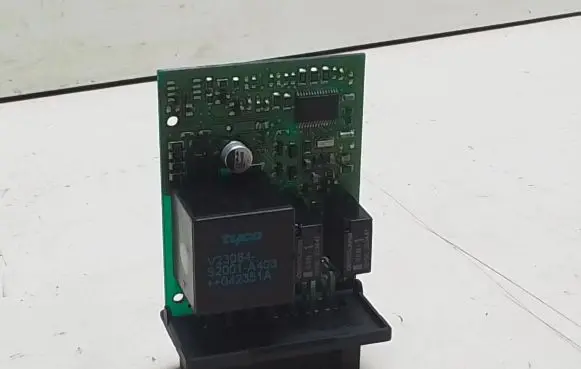 Ford Mondeo Mk III Other relay