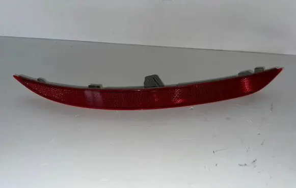 BMW X6 F16 Rear tail light reflector 7317254 7317254-06