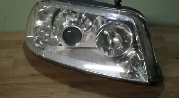 Volkswagen Sharan Headlight/headlamp