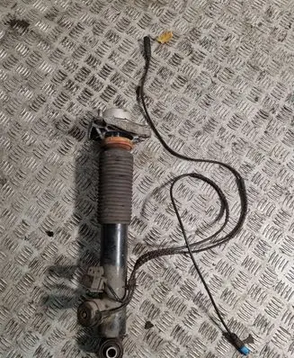 BMW X5 F15 Rear shock absorber/damper 6875088