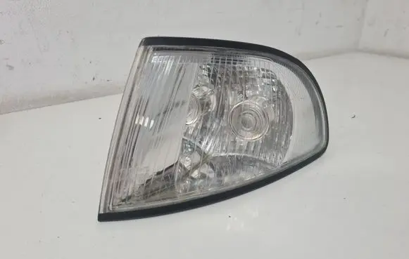 Audi A4 S4 B5 8D Front indicator light 014411524LC