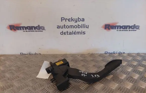 Iveco Daily 45 - 49.10 Accelerator throttle pedal