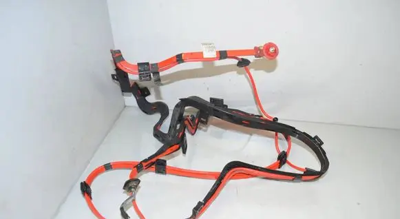 Positive cable (battery)