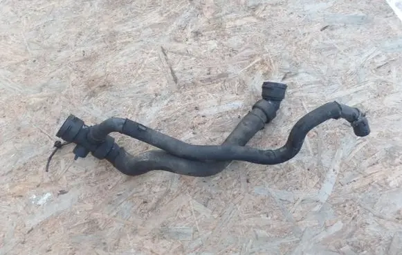 Audi A4 S4 B6 8E 8H Engine coolant pipe/hose 8E0121049