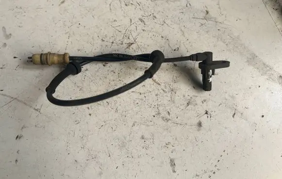 Renault Clio II ABS brake wheel speed sensor 8200186294