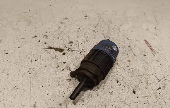 Windscreen/windshield washer pump