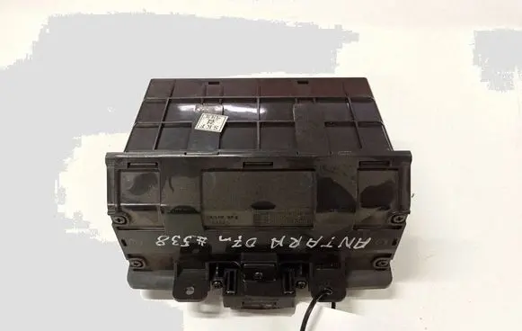 Opel Antara Dashboard storage box/compartment