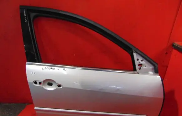 Renault Laguna III Front door