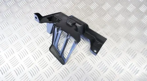 Mitsubishi Outlander Intercooler air guide/duct channel 6400D586