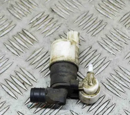 Volvo V60 Windscreen/windshield washer pump BK2117K624BA AV6117K624AA