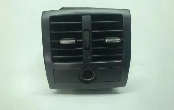 Rear air vent grill