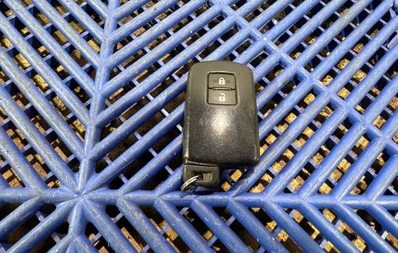 Toyota Auris E180 Ignition key/card 
