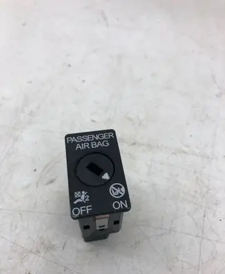 Volkswagen T-Roc Passenger airbag on/off switch 5Q0919237