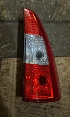 Volvo V70 Rear/tail lights