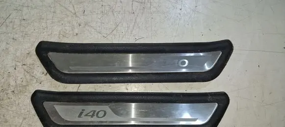 Hyundai i40 sill trim set (inner) 858783Z100