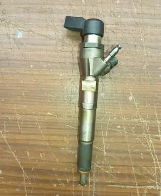 Renault Scenic III - Grand scenic III Fuel injector 166006212R