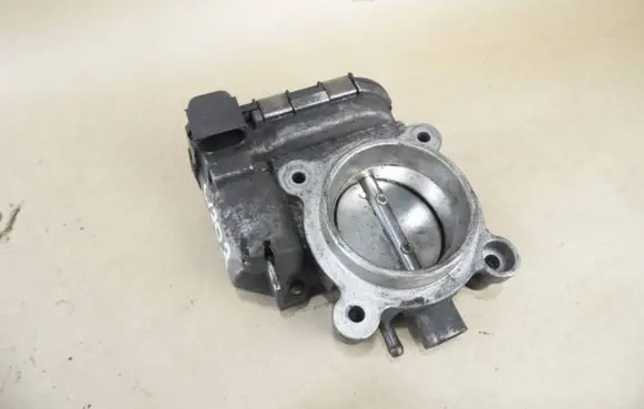 Mercedes-Benz C W203 Throttle valve A1111410325 0280750074