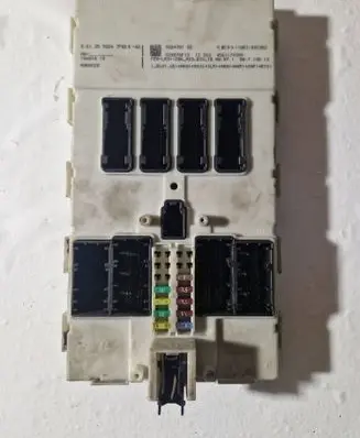 BMW 3 F30 F35 F31 Comfort/convenience module 932478102 4561174309 524576F13