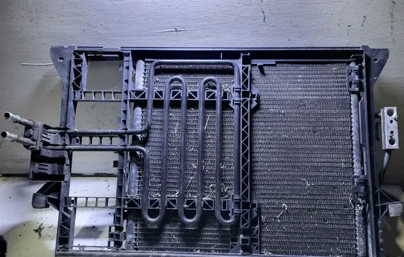 BMW 5 E39 A/C cooling radiator (condenser) 17407960 17407870