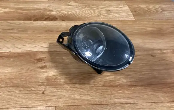 Volkswagen PASSAT B6 Front fog light 27129300