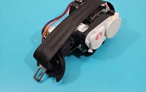 Audi A8 S8 D4 4H Front seatbelt 4H0857705A IMPRK1410244