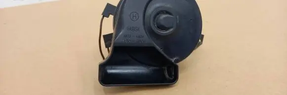 Mercedes-Benz SL R230 Horn signal A2305420220 E30055307 E355307