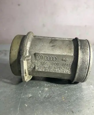 Audi A6 S6 C5 4B Mass air flow meter 059906461D AFH7025C
