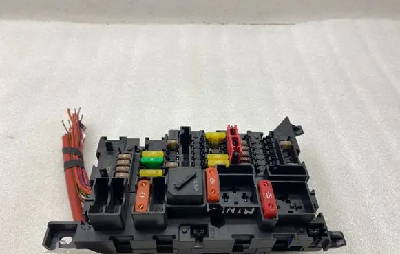 Mini One - Cooper F56 F55 Fuse module 936050102