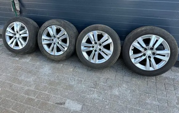 Peugeot 308 R16 alloy rim 9677989577