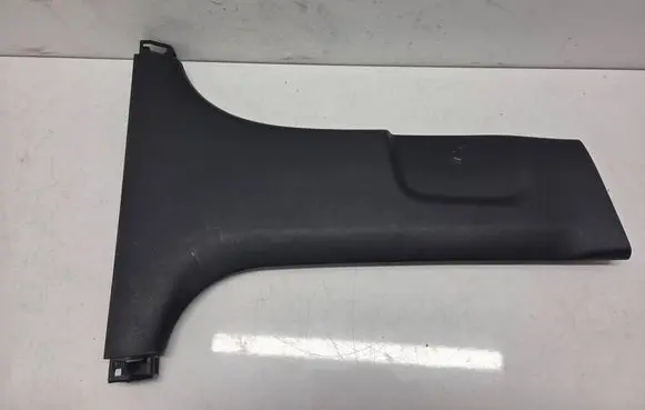KIA Stonic (B) pillar trim (bottom) 85846H8000