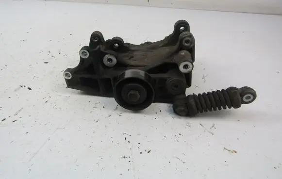 Peugeot 206 CC Generator/alternator bracket 9649103280