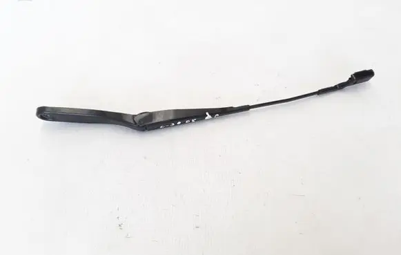 Volvo C30 Front wiper blade arm 31253998