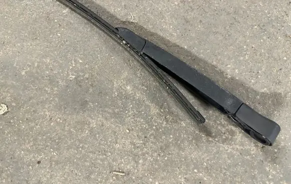 Hyundai i30 Rear wiper blade arm
