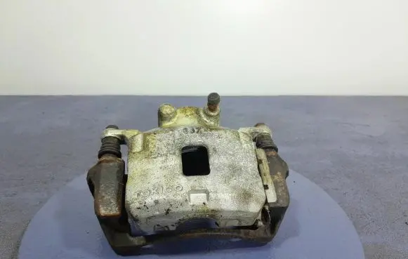 Mitsubishi L200 Front brake caliper