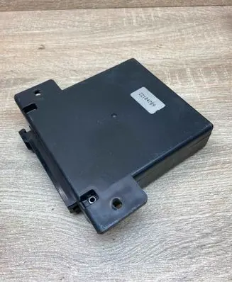 Opel Omega B1 Air suspension control unit module (rear) 22104789