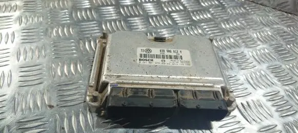 Volkswagen Golf IV Engine control unit/module 038906012M 0281001979
