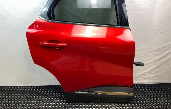 Renault Captur II Rear door