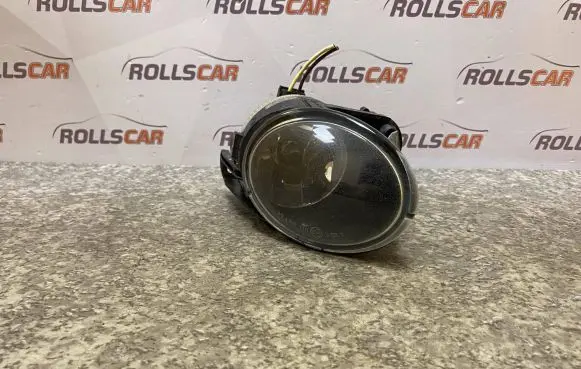 Volkswagen PASSAT B6 Front fog light 27129300