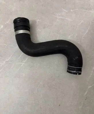 Iveco Daily 6th gen Engine coolant pipe/hose 5801302588